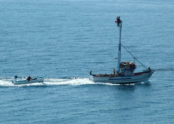 Ancora Roccalumera